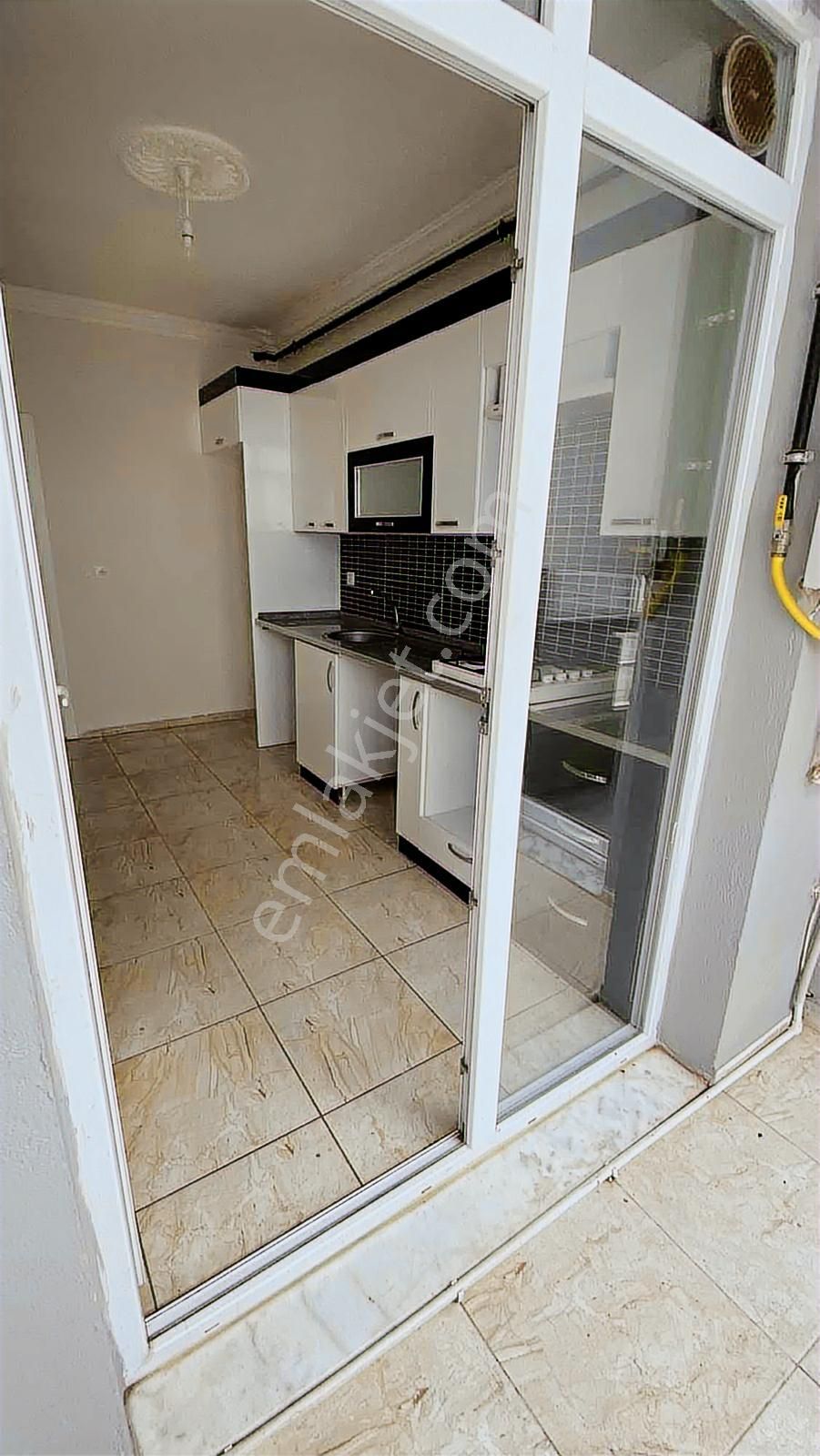 Satılık 4+1 Ferah Geniş Merkezi Konum - Görsel 6