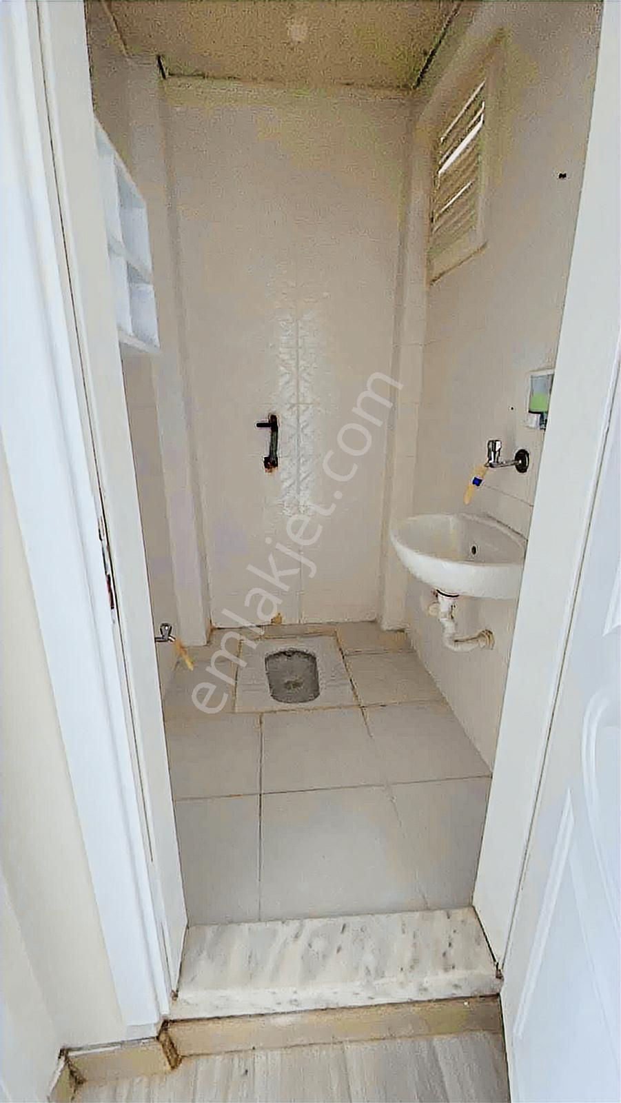 Satılık 4+1 Ferah Geniş Merkezi Konum - Görsel 8