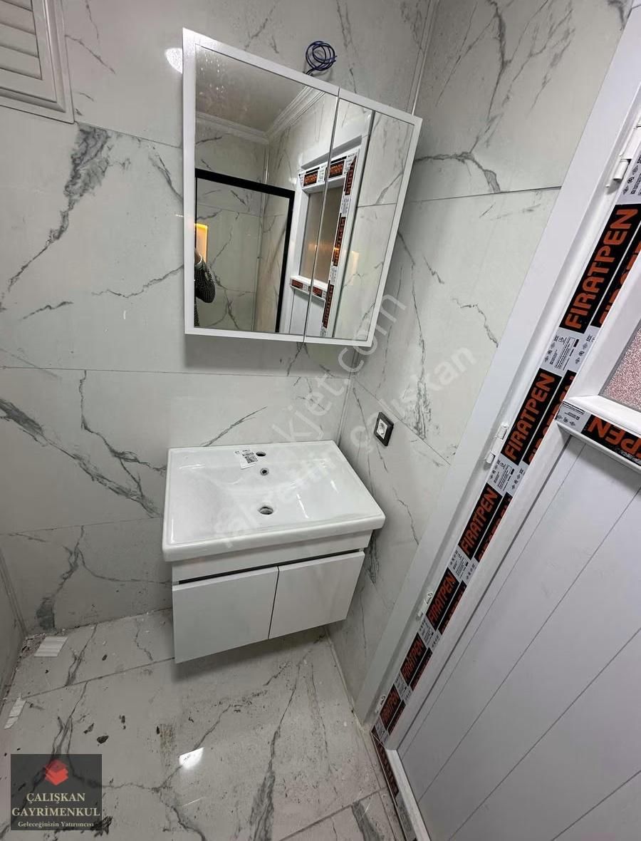 Taşoluk Mahallesinde Ultra Lüx 2+1 90 Metre Daire Otoparklı - Görsel 8