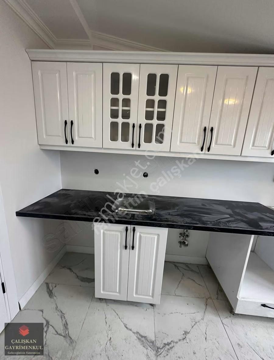 Taşoluk Mahallesinde Ultra Lüx 2+1 90 Metre Daire Otoparklı - Görsel 17