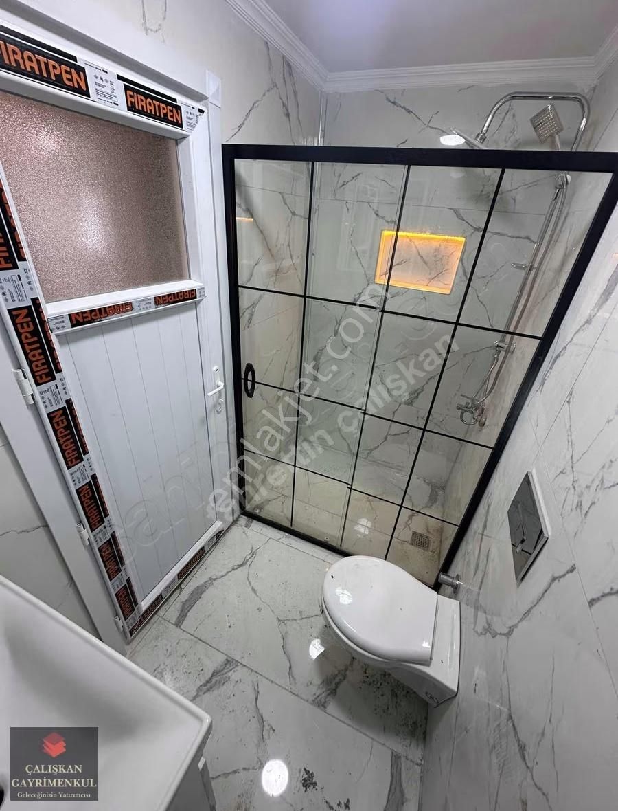 Taşoluk Mahallesinde Ultra Lüx 2+1 90 Metre Daire Otoparklı - Görsel 19