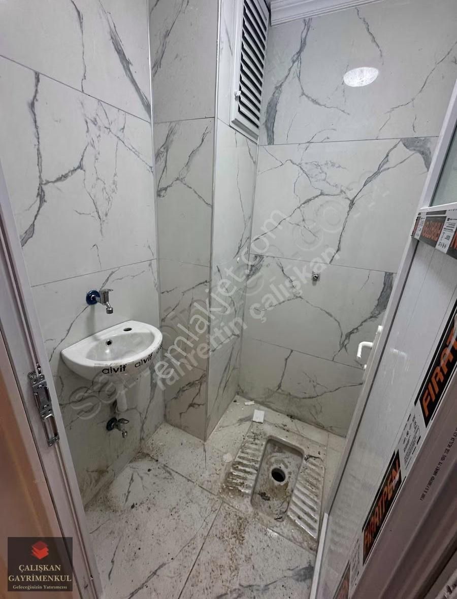 Taşoluk Mahallesinde Ultra Lüx 2+1 90 Metre Daire Otoparklı - Görsel 27