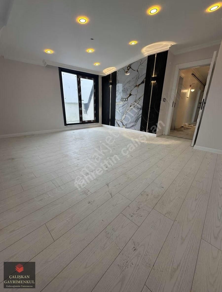 Taşoluk Mahallesinde Ultra Lüx 2+1 90 Metre Daire Otoparklı - Görsel 3