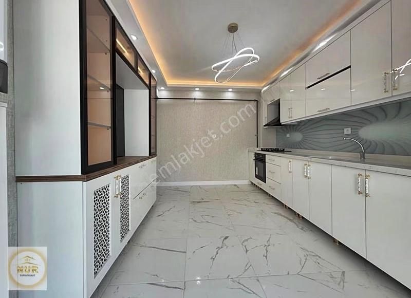 Nur Yapı'dan Talatpaşa Mahallesinde Ulaşıma Yakın Arakat Daire! - Görsel 34