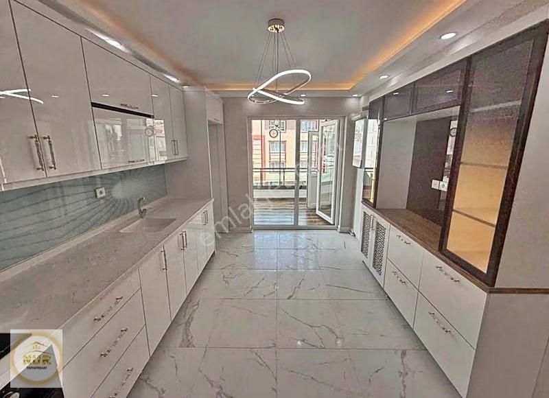Nur Yapı'dan Talatpaşa Mahallesinde Ulaşıma Yakın Arakat Daire! - Görsel 27