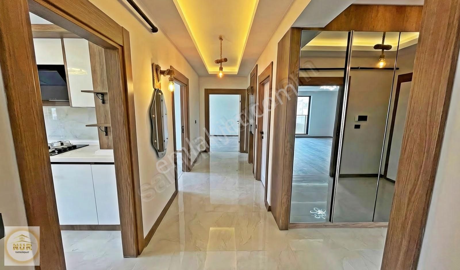 Nur Yapı'dan 2.55 Faiz İle Metrobüse4dk Aile Binasında 2+1arakat - Görsel 4