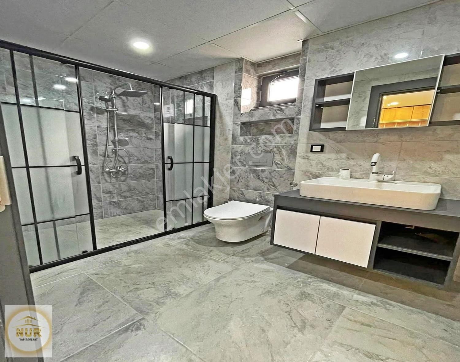 Nur Yapı'dan 2.55 Faiz İle Metrobüse4dk Aile Binasında 2+1arakat - Görsel 3