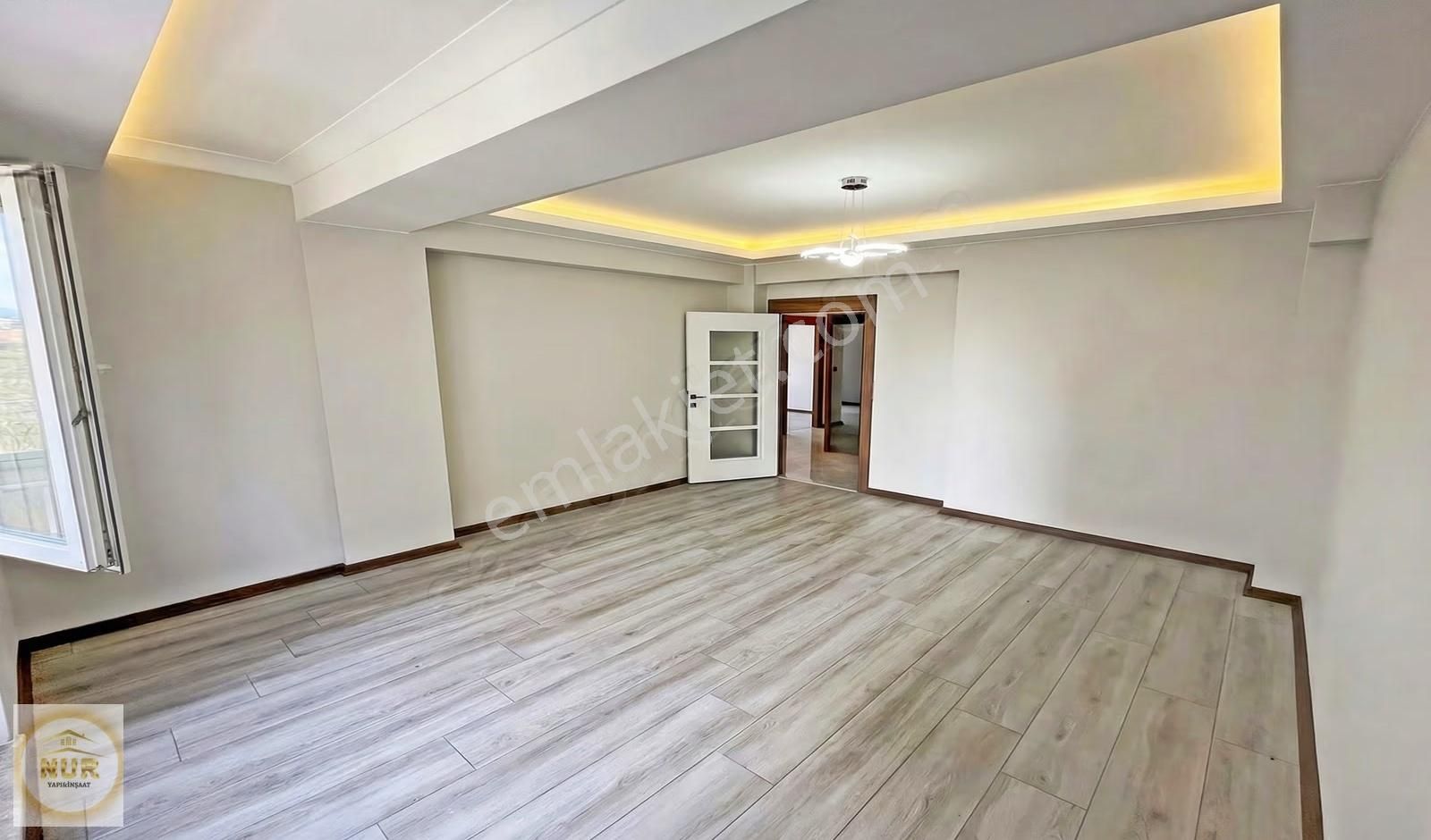 Nur Yapı'dan 2.55 Faiz İle Metrobüse4dk Aile Binasında 2+1arakat - Görsel 19