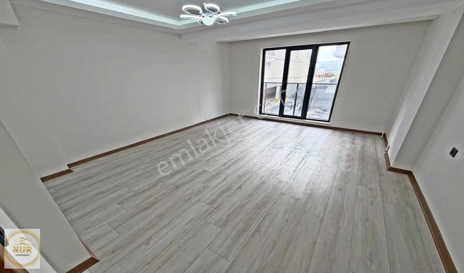 Nur Yapı'dan 2.55 Faiz İle Metrobüse4dk Aile Binasında 2+1arakat - Görsel 32