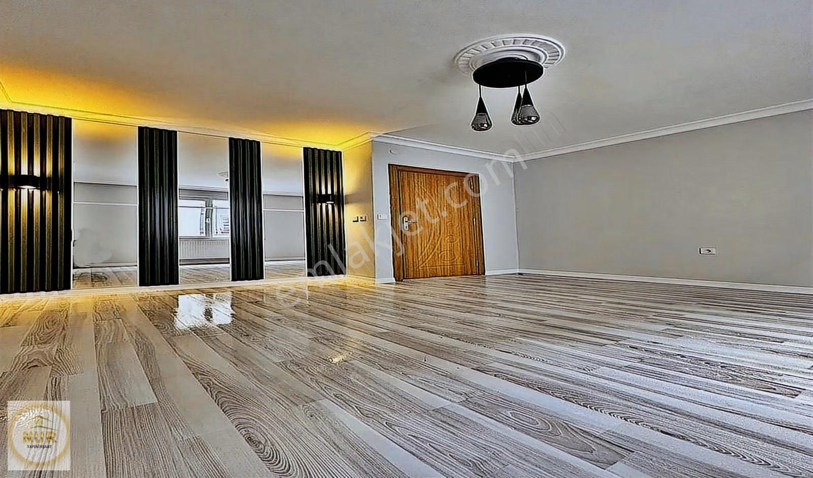 Nur Yapı'dan Yatırıma Uygun Harika Konumda 2+1 Satılık Ara Kat D - Görsel 8