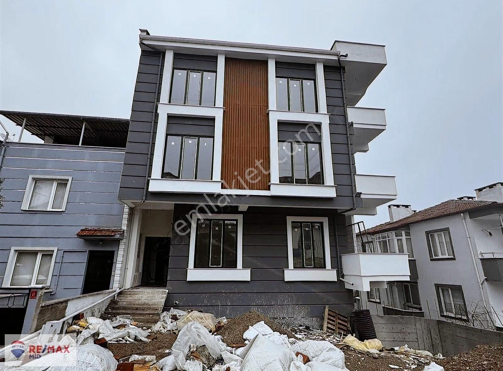 Gaziosmanpaşa Mah Şehir Manzaralı Balkonlu Satılık 1+1 Daire - Görsel 12