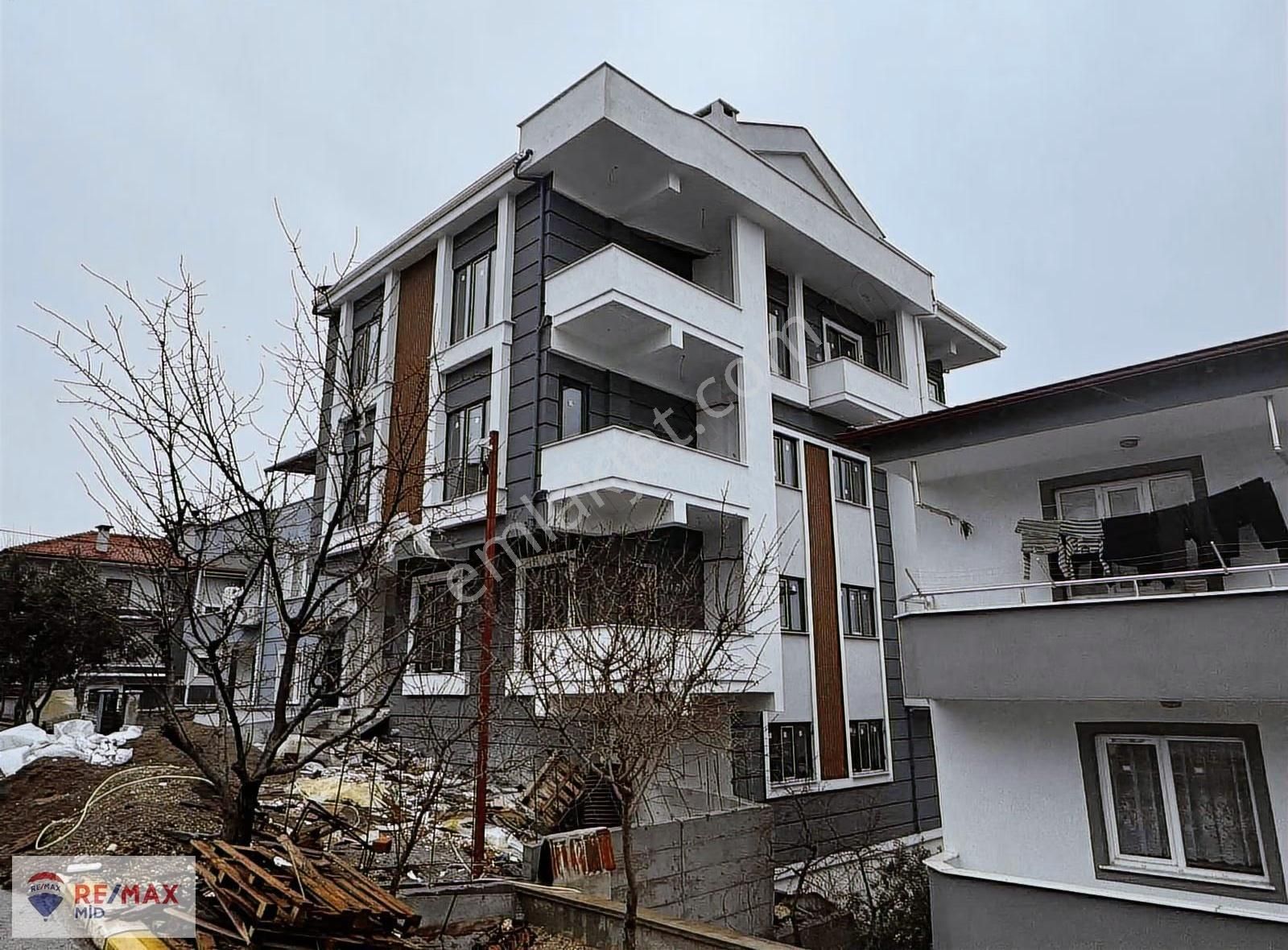 Gaziosmanpaşa Mah Şehir Manzaralı Balkonlu Satılık 1+1 Daire - Görsel 11