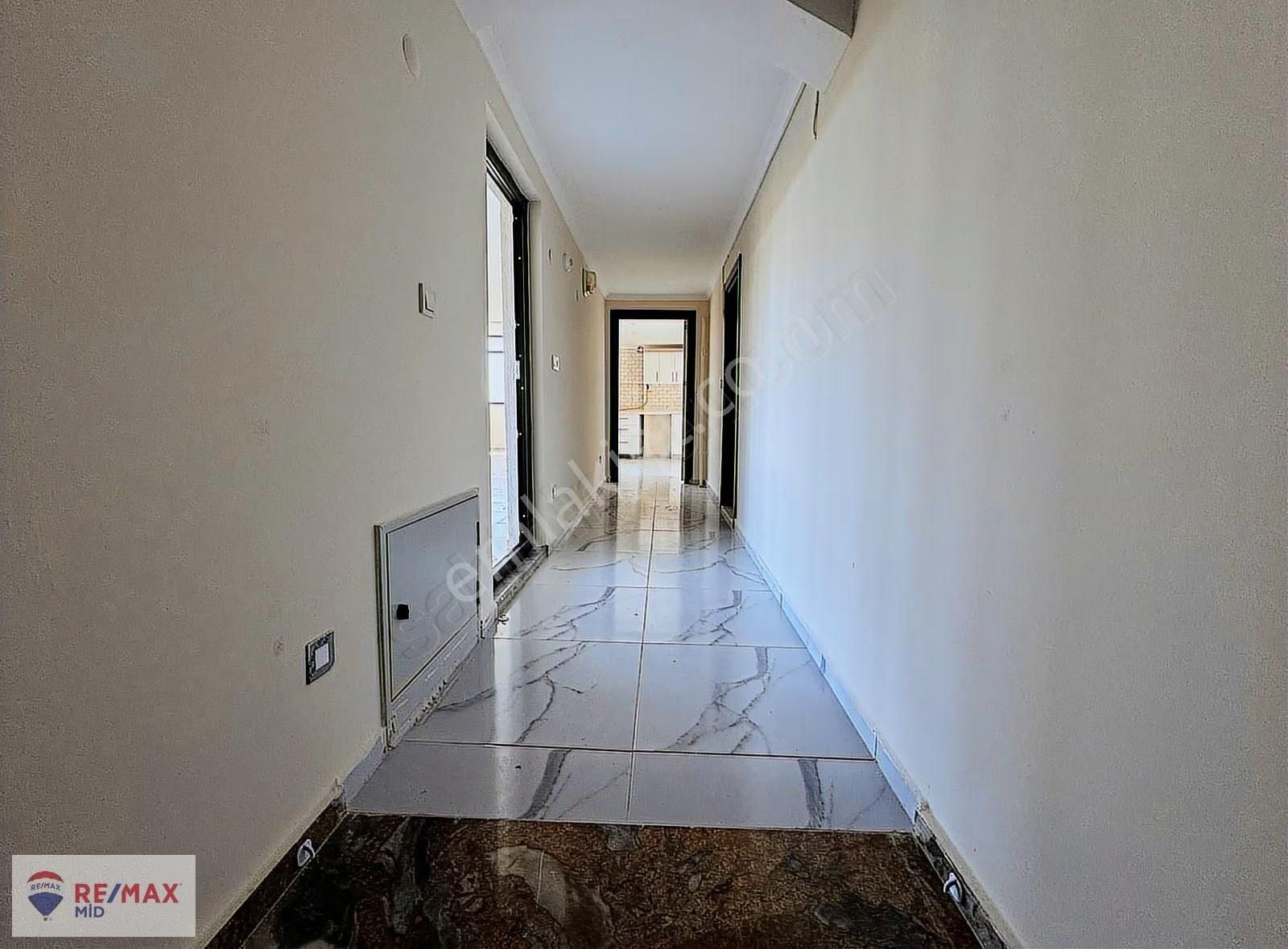 Remax Mid Kiralık 200 M2 Dubleks 3 Yaşında Daire - Görsel 12