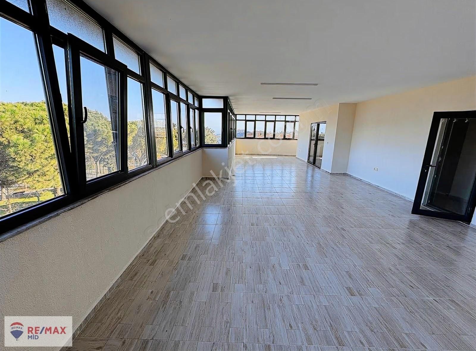 Remax Mid Kiralık 200 M2 Dubleks 3 Yaşında Daire - Görsel 4