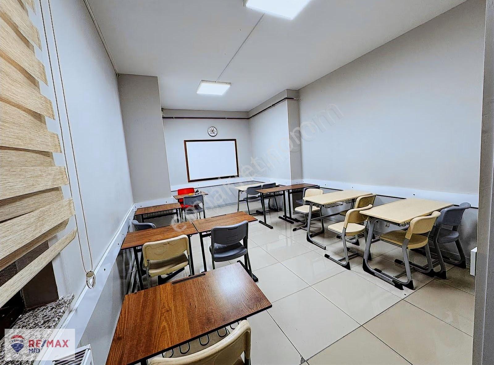 Remax Mid'den Satılık Köşe Dükkan 550 M2 Teknik Lise Caddesinde - Görsel 9