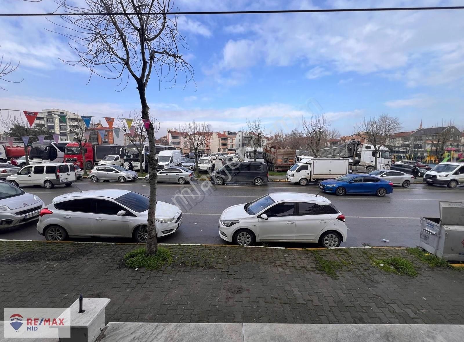 Remax Mıd'den Paşaalanın'da 3+1 Ebeveyn Banyolu Temız Daıre - Görsel 12