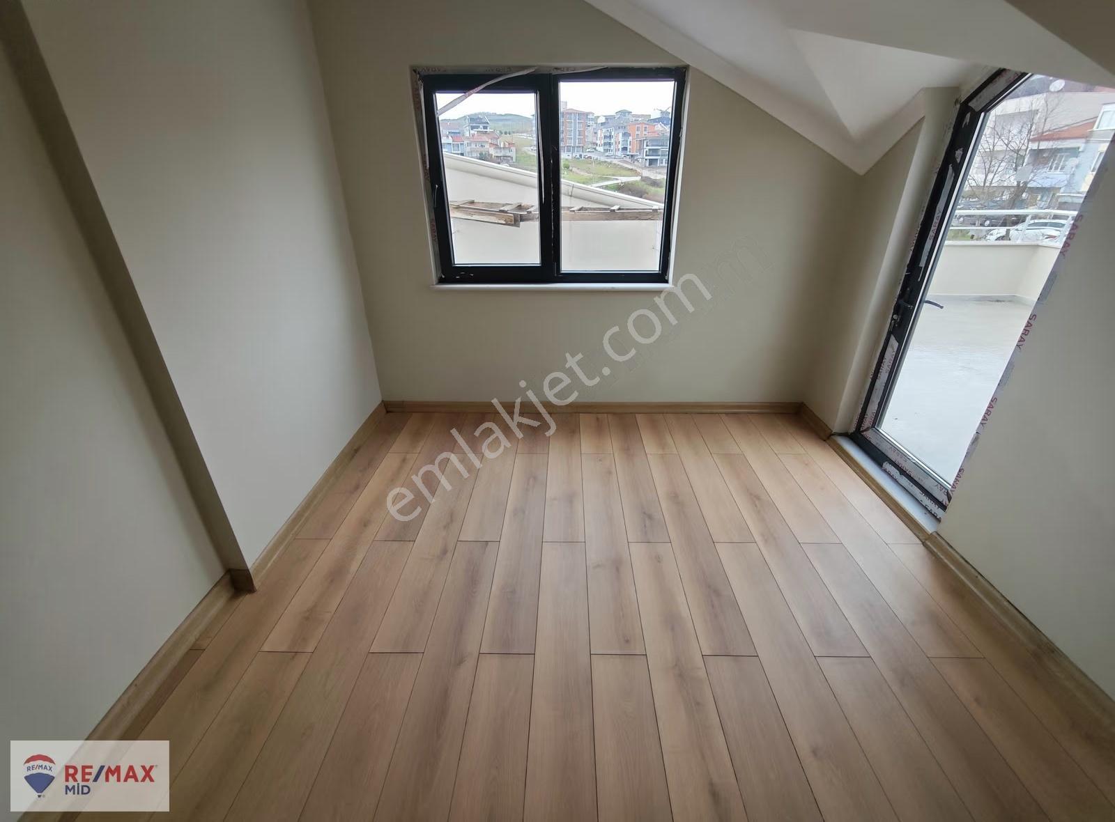 Remax Mid - Satılık 5+1 Trıbleks Villa - Toygar - Sıfır - Görsel 22