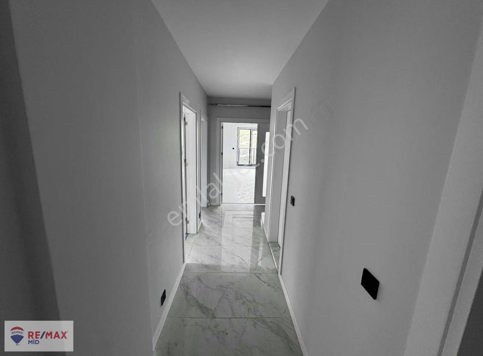 Re/max Mid'den Karesi Toygar'da Giyinme Odalı & Lüks Satılık 3+1 - Görsel 8