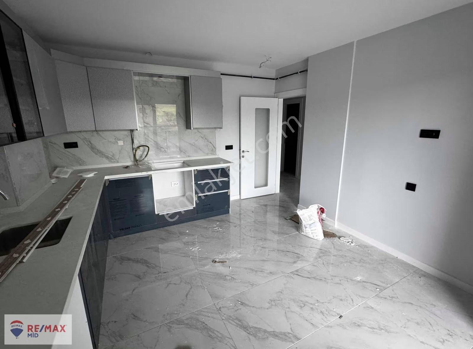 Re/max Mid'den Karesi Toygar'da Giyinme Odalı & Lüks Satılık 3+1 - Görsel 5