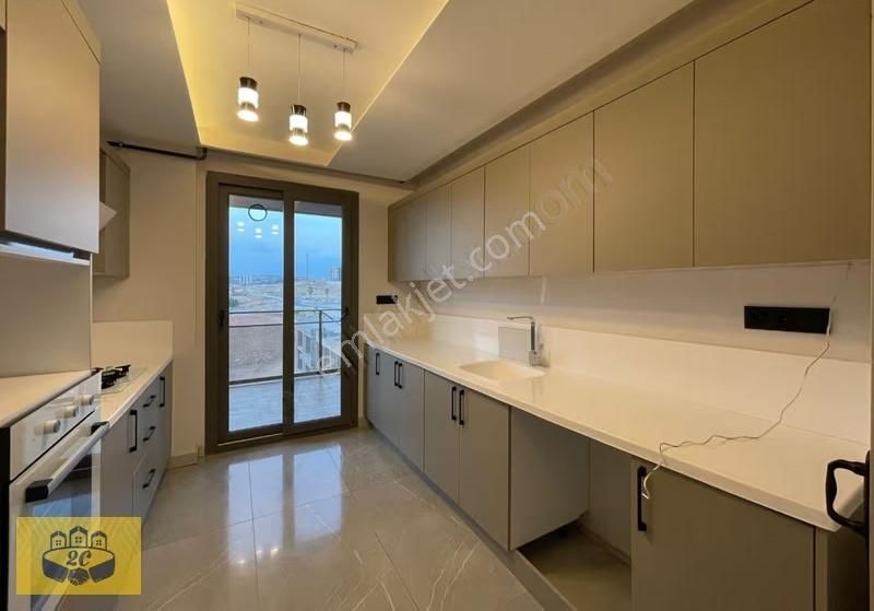 Çukurovada Sosyal Donatılı Sitede 3+1 K.mutfak Sıfır Satılık - Görsel 8