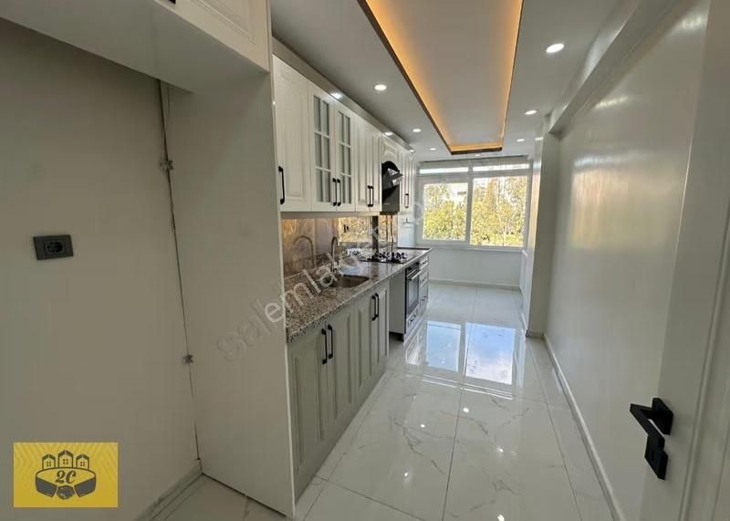 Toros Mah.mavibulvarda 3+1 Kapalı Mutfak Satılık Lüks Daire - Görsel 6