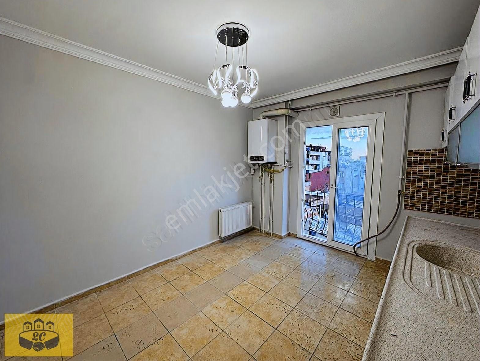 Seyhan/yeşilyurt Mavibulvara Yakın 3+1 Kapalı Mutfak Satılık - Görsel 3