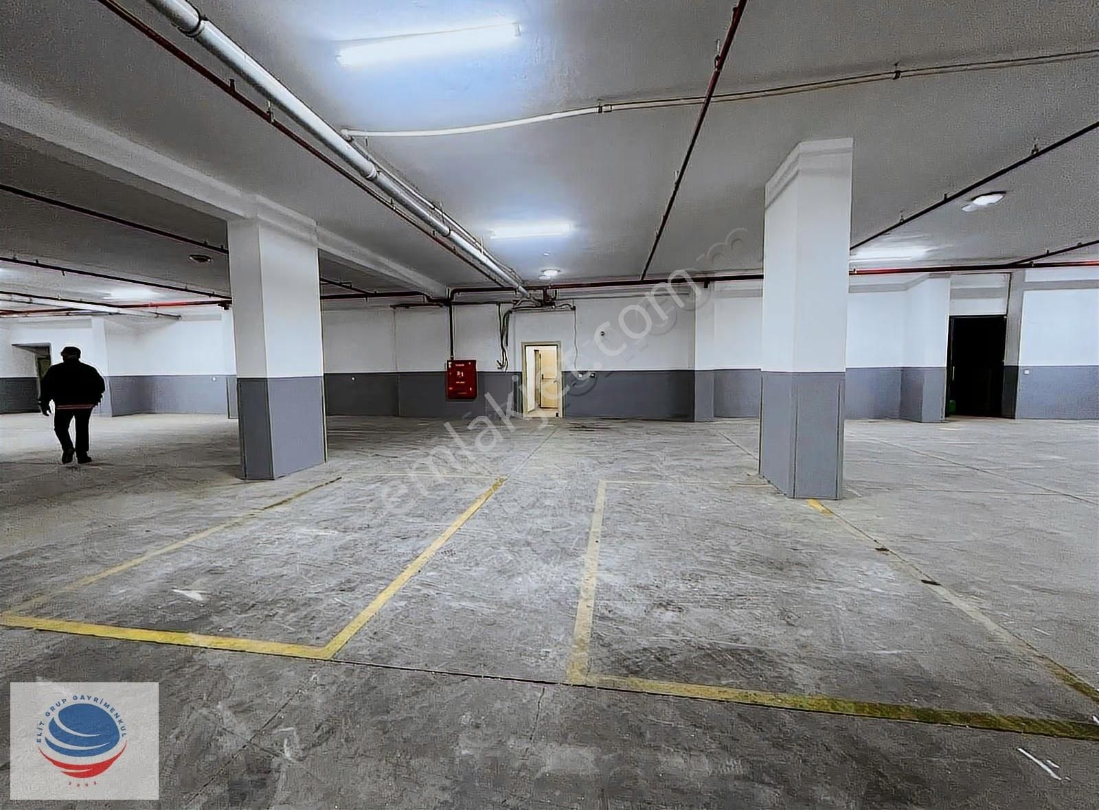 Çayırova Şekerpınarda Kiralık 1250 M² Ruhsatlı İskanlı Depo - Görsel 2