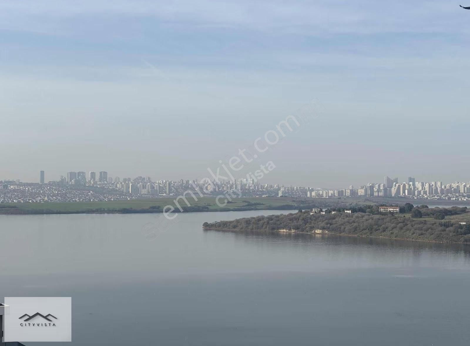 City Vista'dan Satılık 105m2 2+1 Göl Ve Cadde Manzaralı