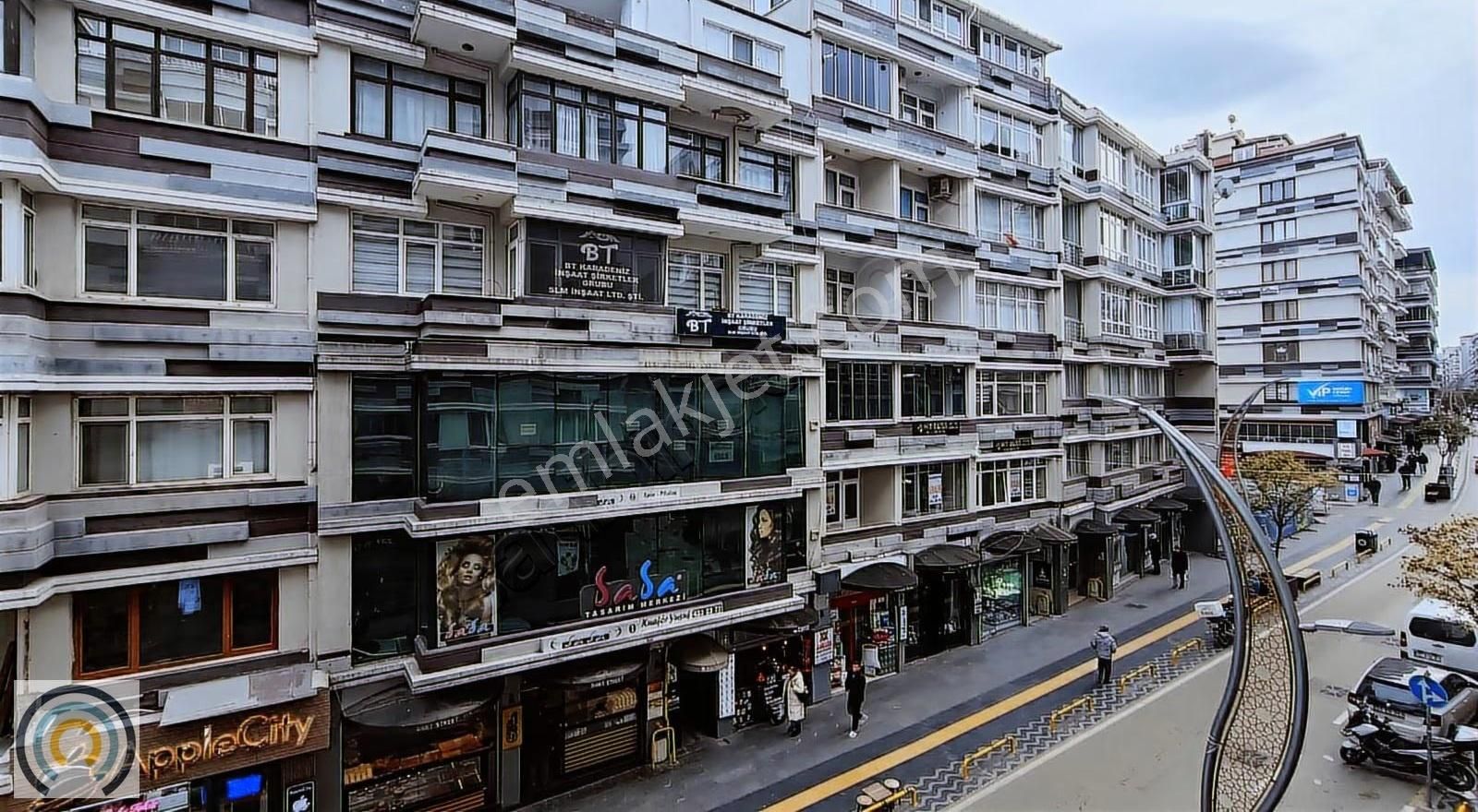 İlkadım Çiftlik Caddesi 3+1 Satılık Daire - Görsel 4