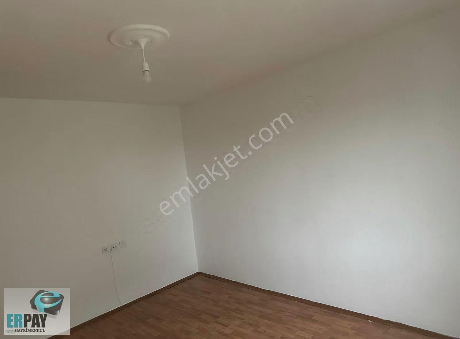 Erpay Gayrimenkul'den Zübeyde Hanım Mh.2+1ara Kat Satılık Daire - Görsel 8