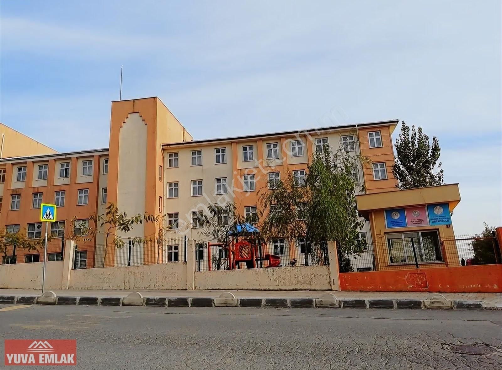 Kayaşehir 12.bölgede Satılık 1+1 Daire - Görsel 22