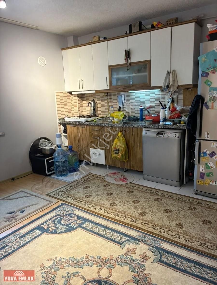 Yuva Emlaktan Kayaşehir 13.bölgede Satılık Fırsat 2+1 Daire