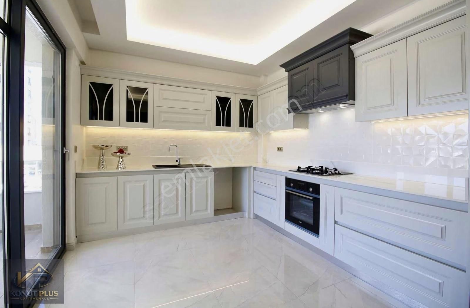 Yakut Mah. 3 Cephesi Yol, Park Önü Lüks 4+1 Satılık Daire - Görsel 18