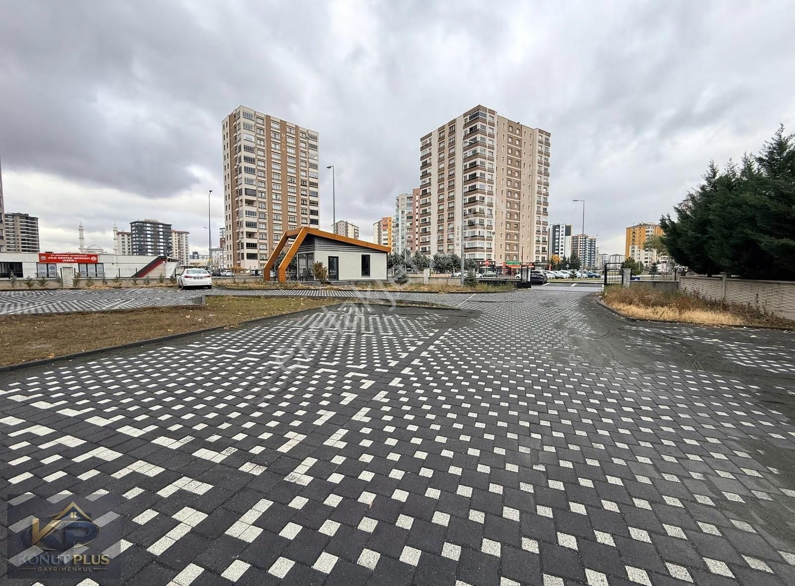 Yakut Mah. 3 Cephesi Yol, Park Önü Lüks 4+1 Satılık Daire - Görsel 13