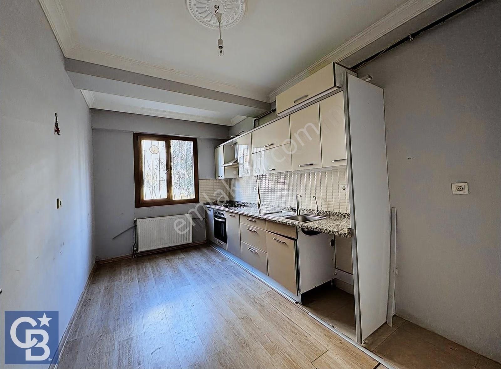 Cb Odak'tan Aliağa Örnekkent Kiralık Bahçeli Havuzlu 3+1 Daire - Görsel 12