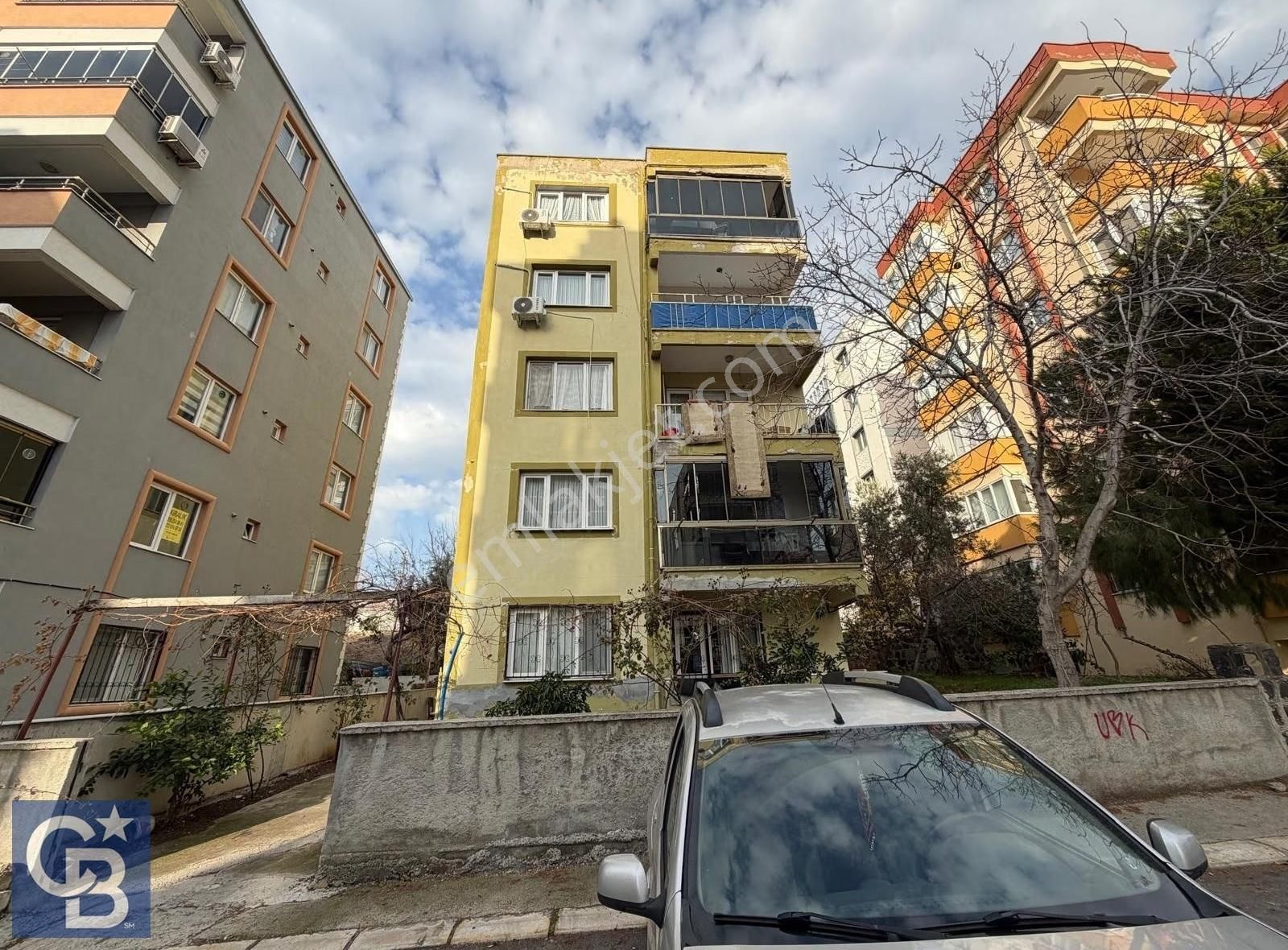 Atatürk Mah. 3+1 Bakımlı Tek Daire Üzerine Geniş Satılık Daire