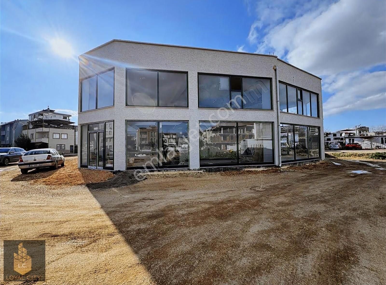 Loyal City'den Yunuseli'de Kiralık Asma Katlı Dükkan&depo&mağaza