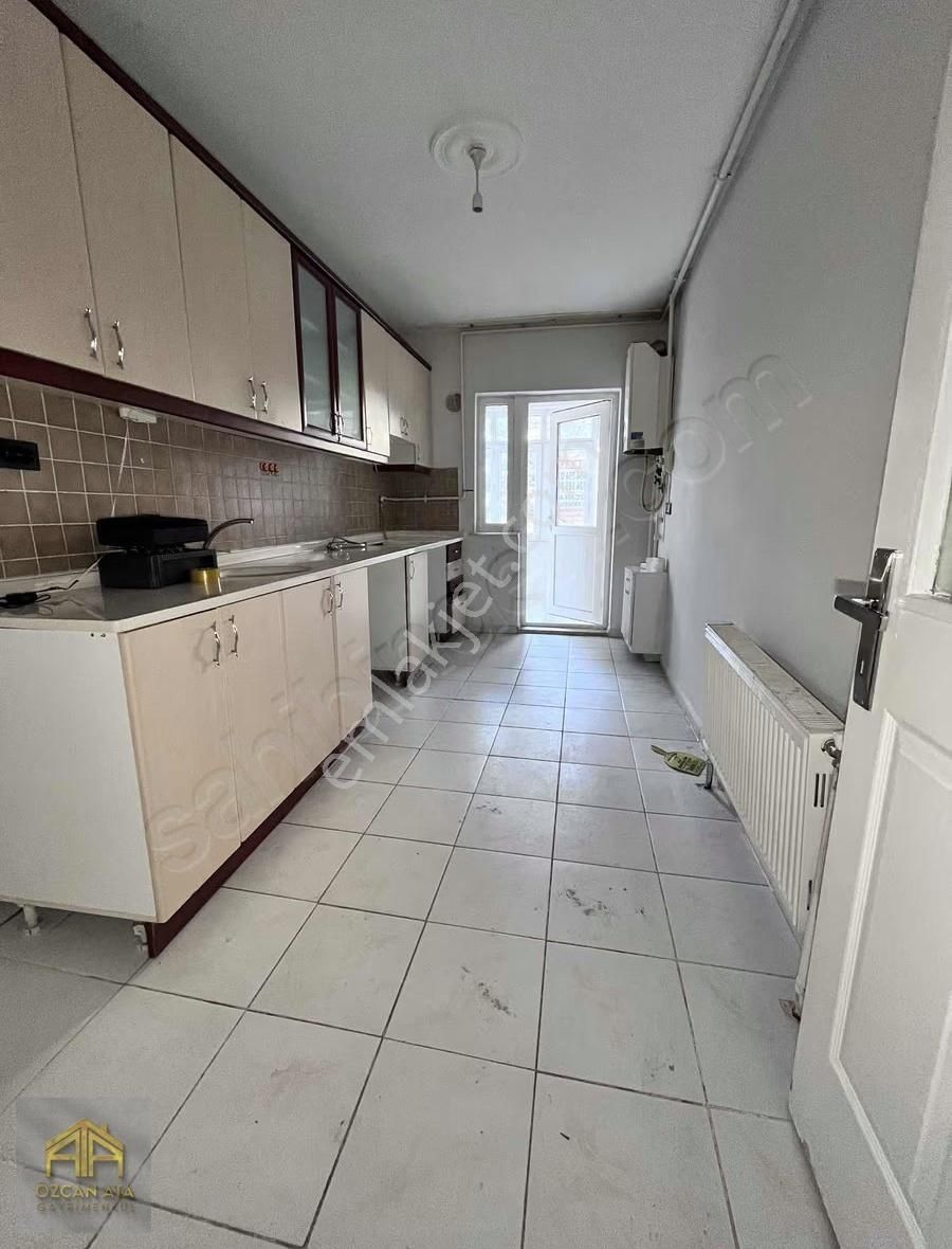 Özcan Ata'dan Demokrasi Mah. Pazar Yeri Yanı Kiralık 3+1 Daire - Görsel 10