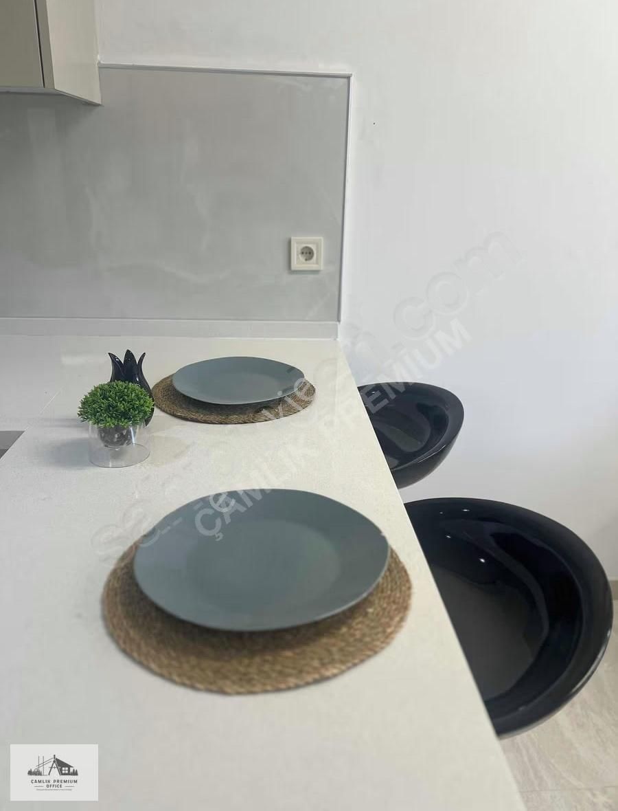 Bağbaşın'da Anayola Sıfır Kat Ve Cephe Seçenekli Lüks Eşyalı 1+1 - Görsel 3