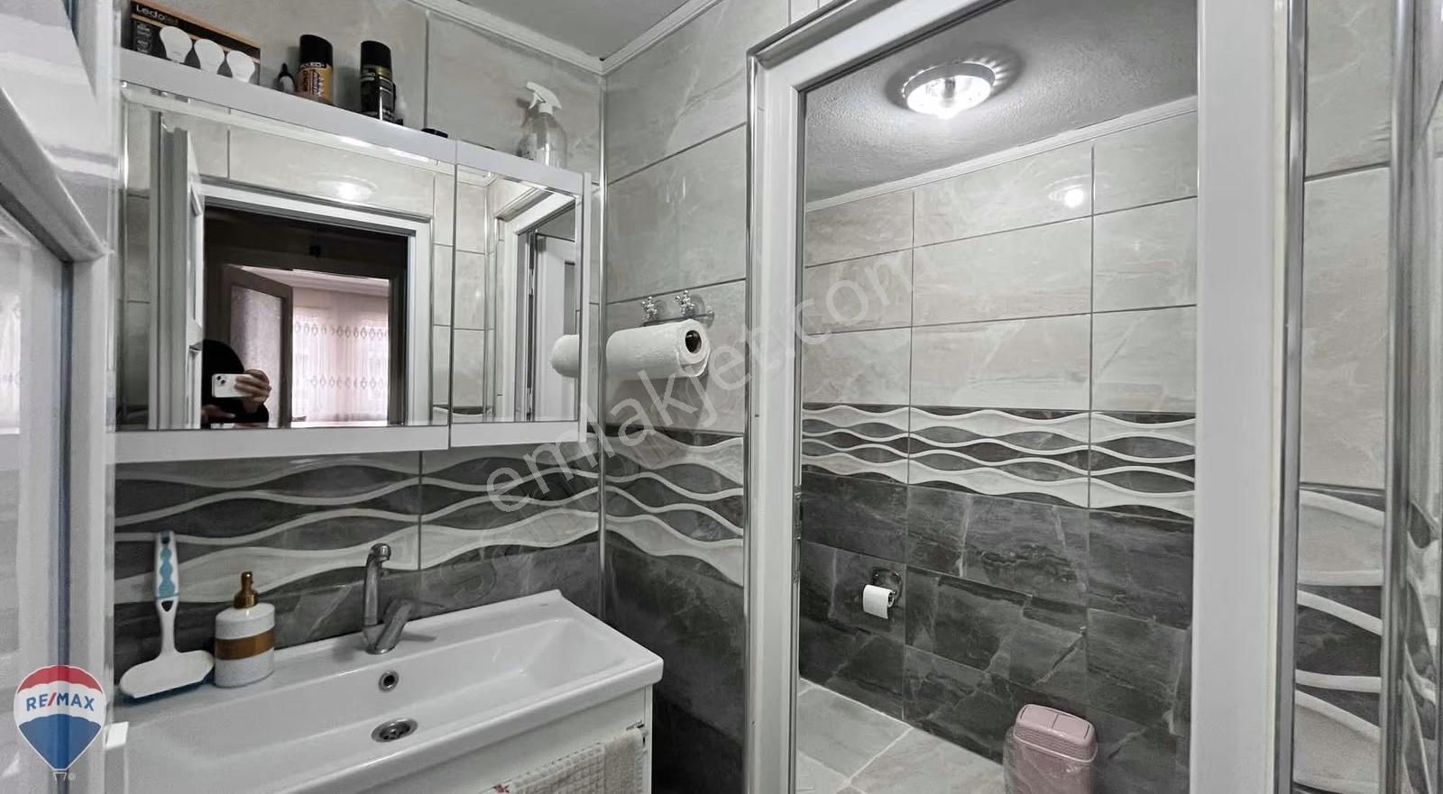 Remax Maviden Çoruh Evlerde 3+1 2.kat 140 M2 Balkon+ Depoludaire - Görsel 25