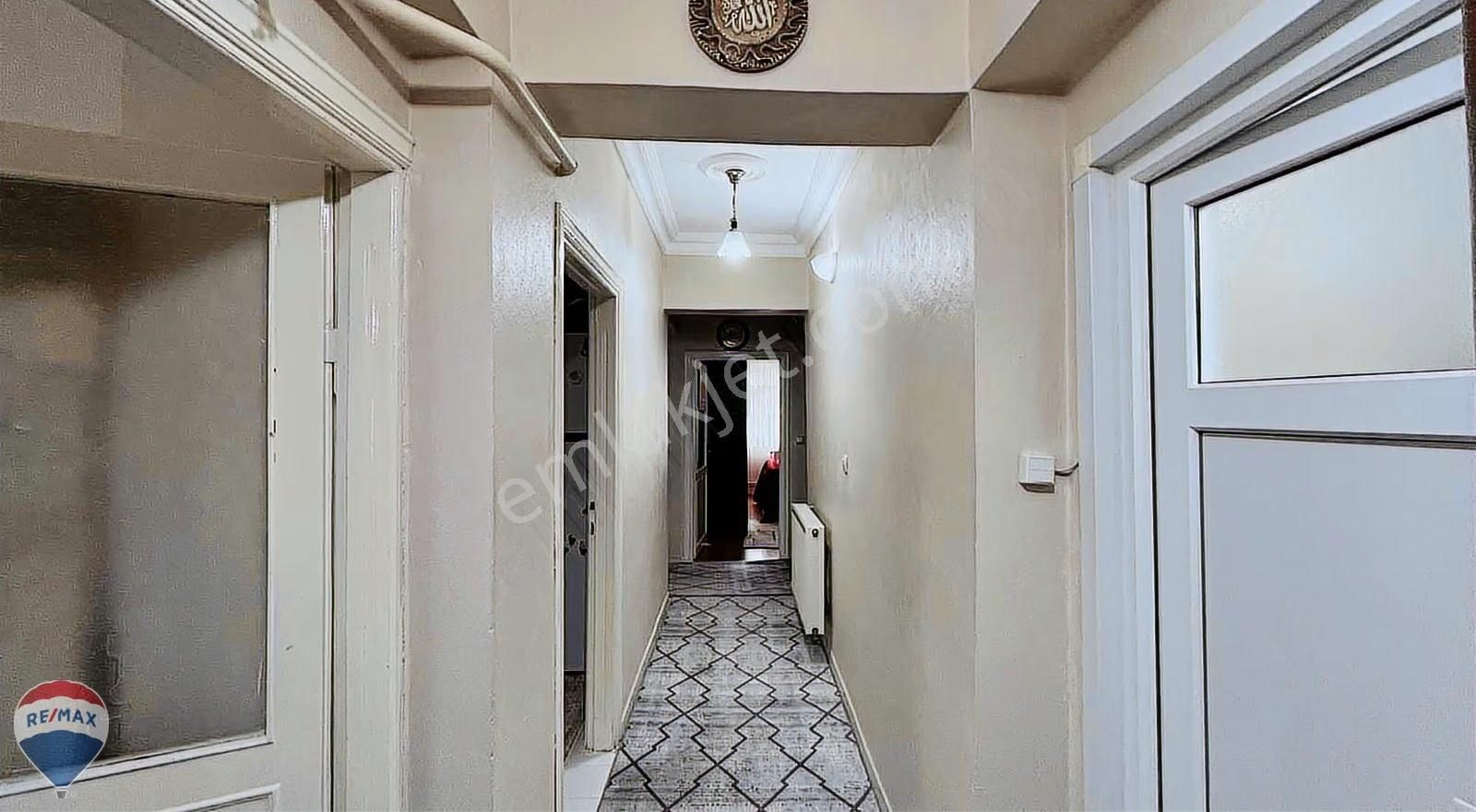 Remax Maviden Çoruh Evlerde 3+1 2.kat 140 M2 Balkon+ Depoludaire - Görsel 20