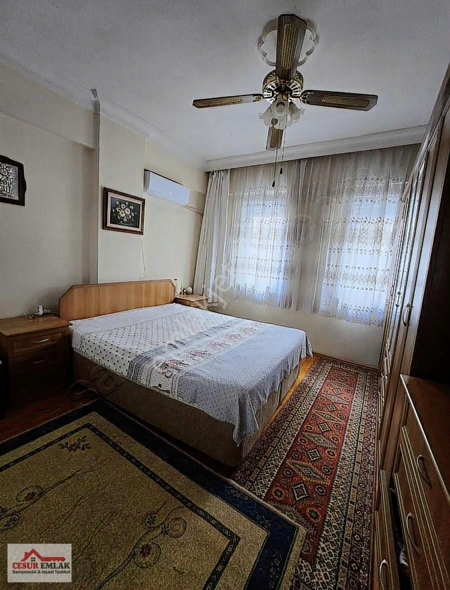 Cesurdan Yok Böyle Geniş Daire - Görsel 15