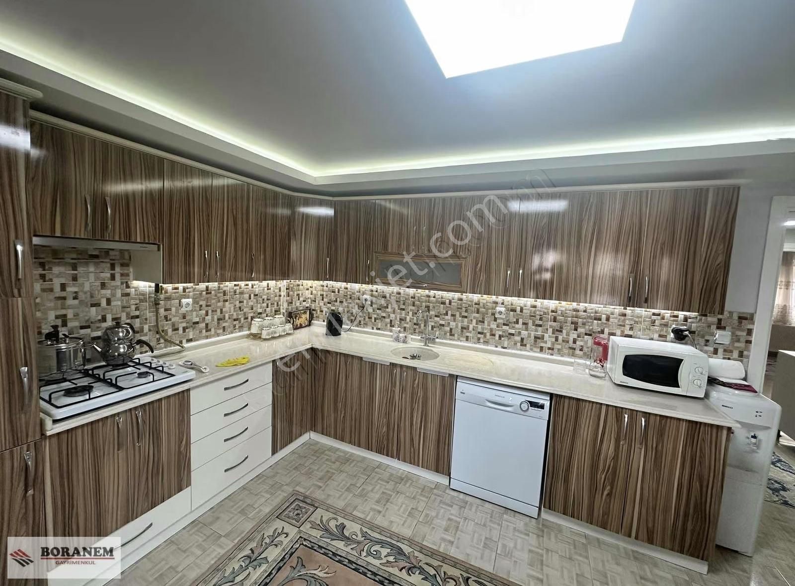 Harmandalıda Geniş Satılık 2+1 Daire - Görsel 3