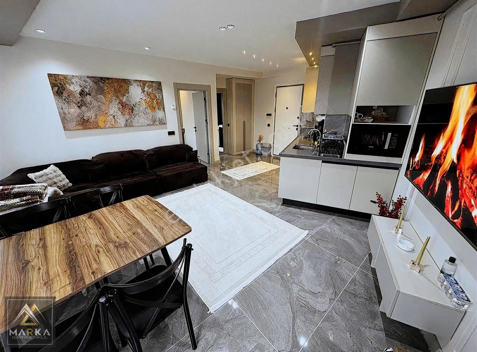 Marka'dan Dpü Karşısı Collesium'da Eşyalı Özel Konsept Daireler - Görsel 10