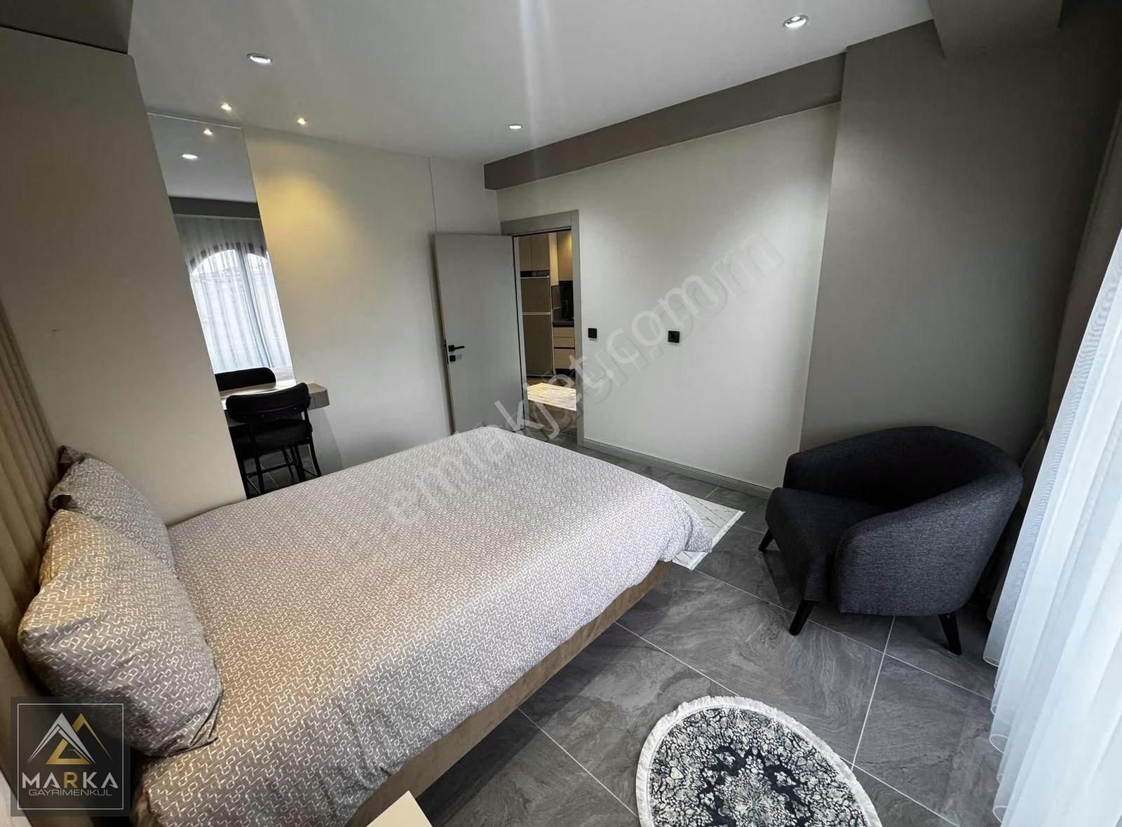 Marka'dan Dpü Karşısı Collesium'da Eşyalı Özel Konsept Daireler - Görsel 19