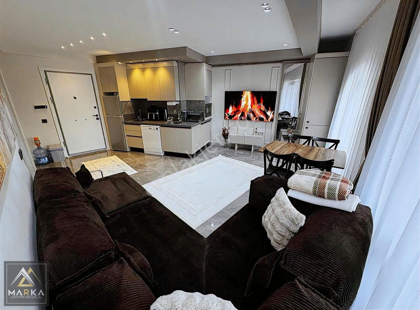 Marka'dan Dpü Karşısı Collesium'da Eşyalı Özel Konsept Daireler - Görsel 20