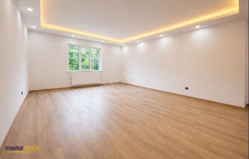 Barış Mahallesinde | Tadilatlı Masrafsız | Taşınmaya Hazır Daire