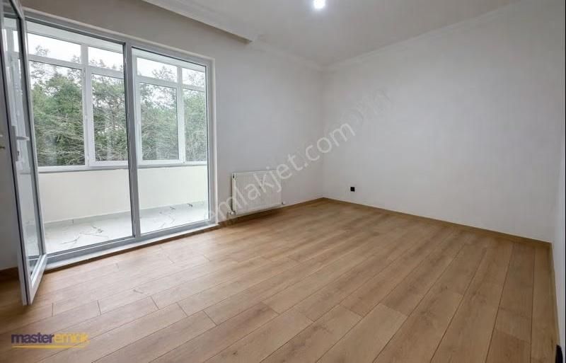 Barış Mahallesinde | Tadilatlı Masrafsız | Taşınmaya Hazır Daire - Görsel 14