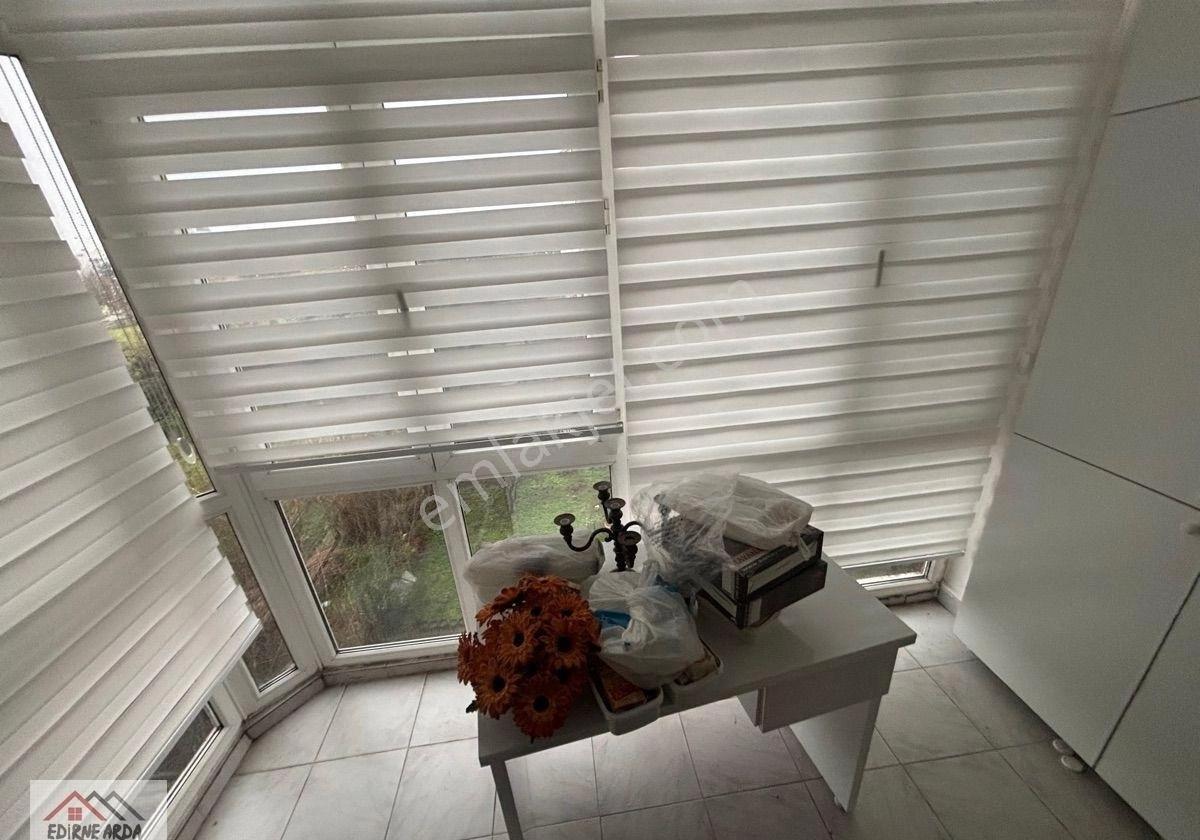 Arda Emlak Ofisinden Cumartesi Pazarı Yakını Ara Kat Balkonlu Bakımlı Daire - Görsel 5