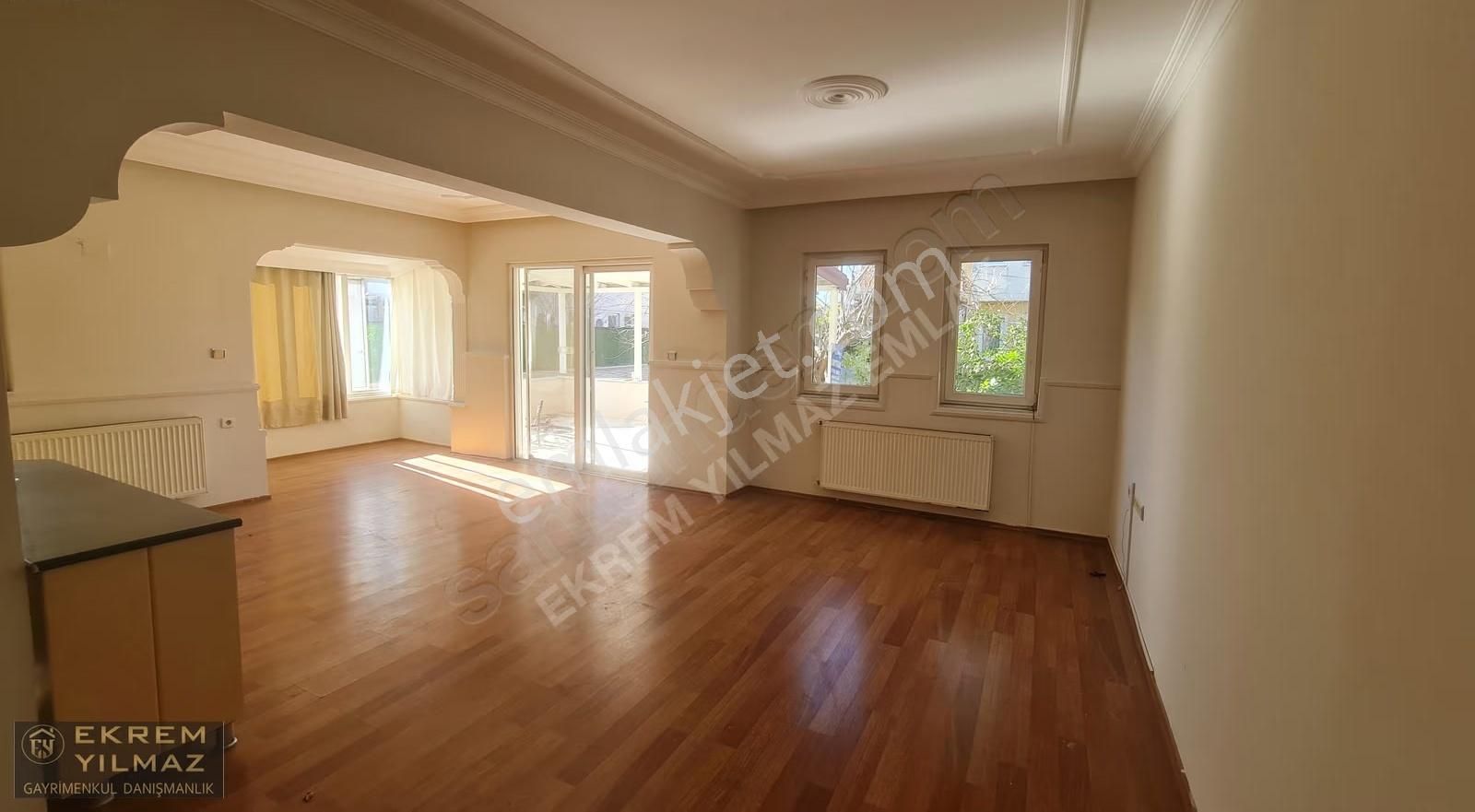 Köyceğiz Ulucamii Mahallesin'de 5+1 Bitişik Tripleks Villa - Görsel 7